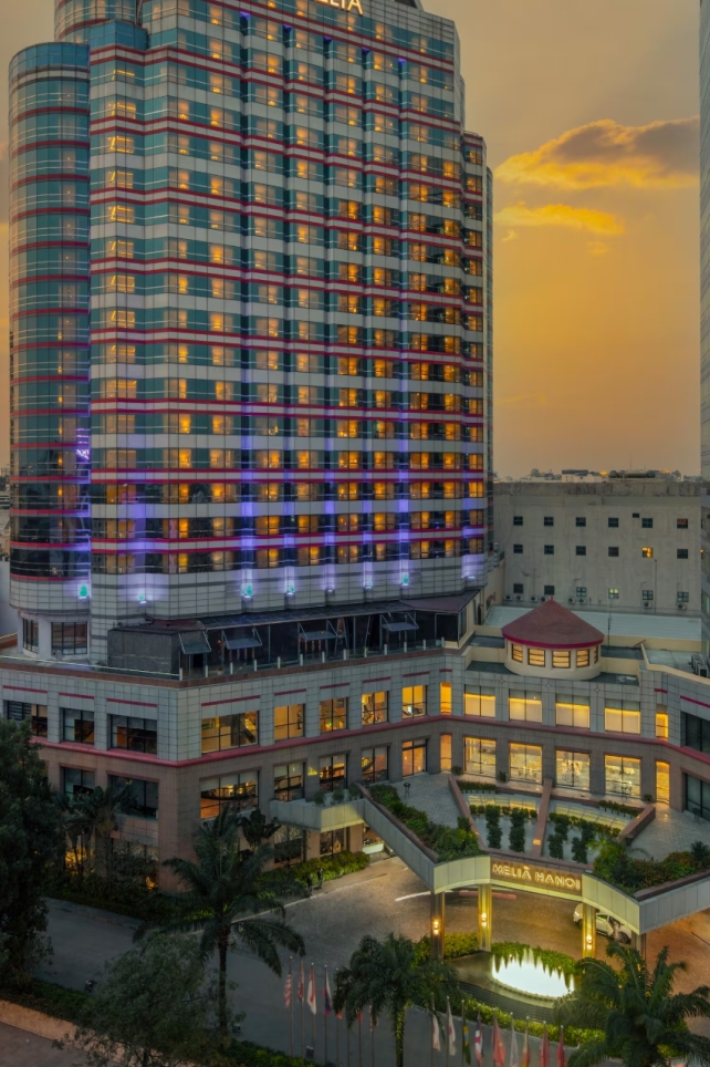西玛视—Melia hotel Hanoi（越南） 会议厅投影幕